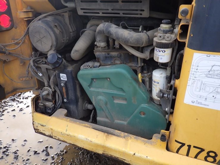 volvo-mct135c-image-9
