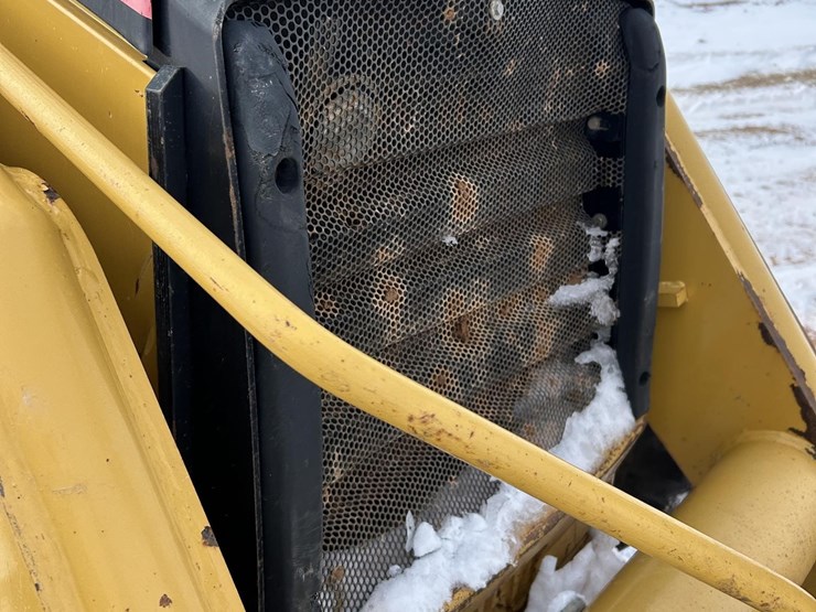 caterpillar-420d-image-49