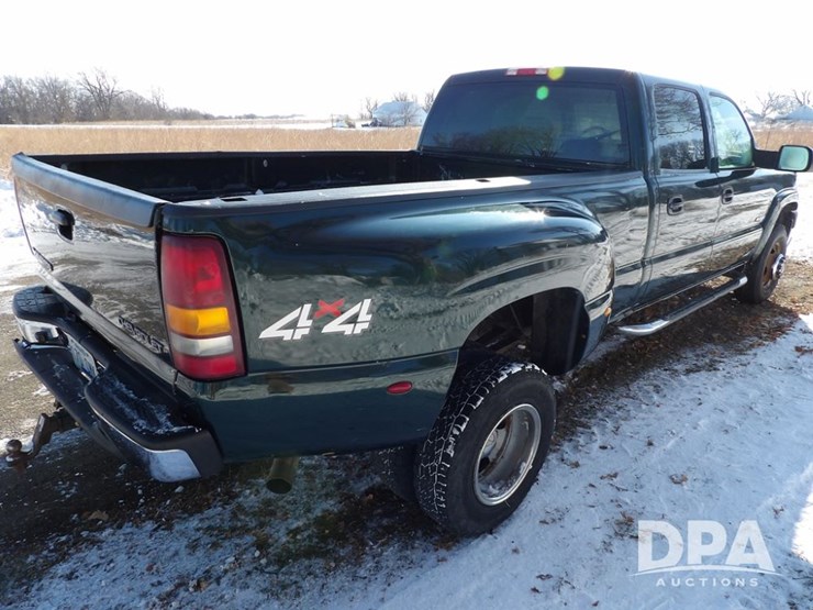 2005-chevrolet-silverado-3500-image-8