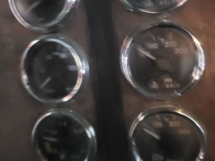 1997-international-9300-image-24