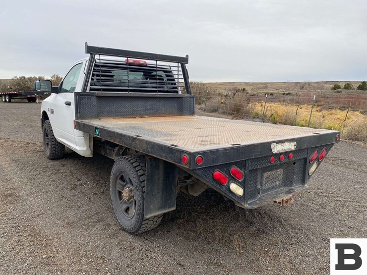 2010-dodge-2500-image-3