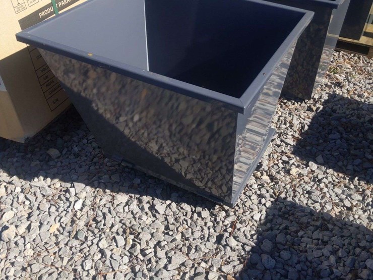 unused-dump-hopper-image-3