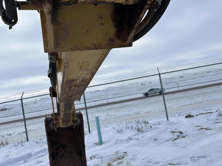 caterpillar-420d-image-78