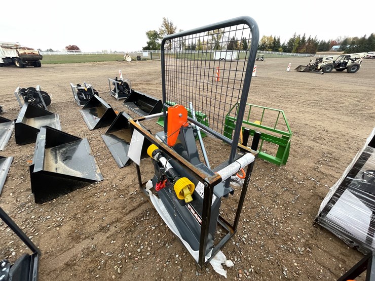 #2018-•-unused-forest-skidding-winch-image-2