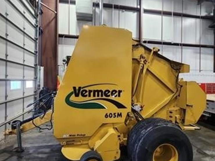 2008-vermeer-605m-image-2