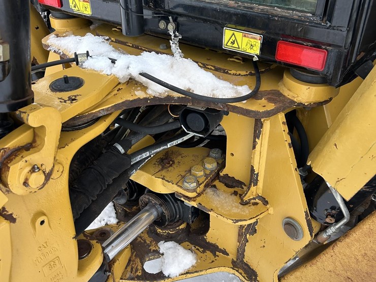 caterpillar-420e-image-35