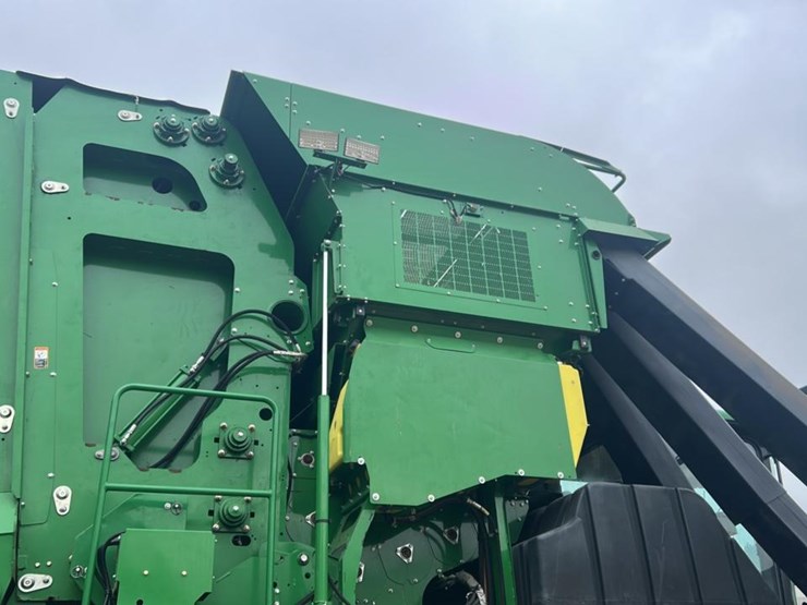 john-deere-cp690-image-32