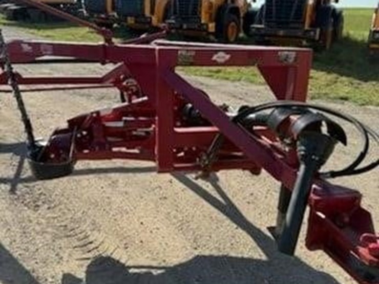 2020-case-ih-1100-image-7