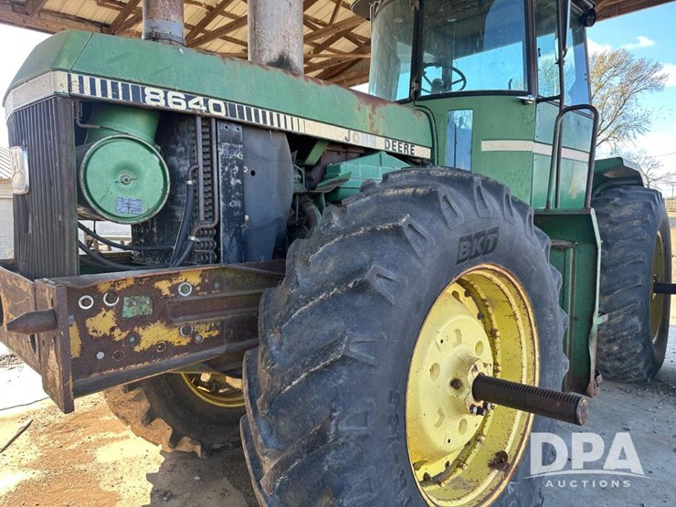 john-deere-8640-image-3