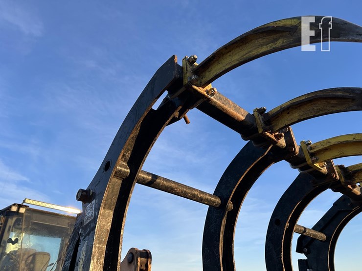 2014-case-721f-xr-image-61