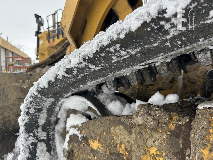 2021-caterpillar-259d3-image-16