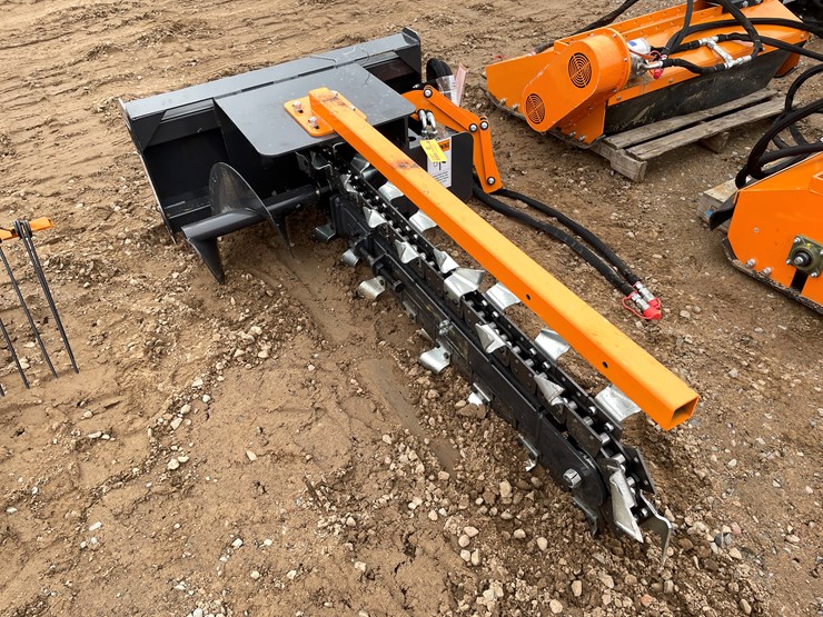 #2081-•-unused-2025-wolverine-skid-steer-trencher-attachment-image-4