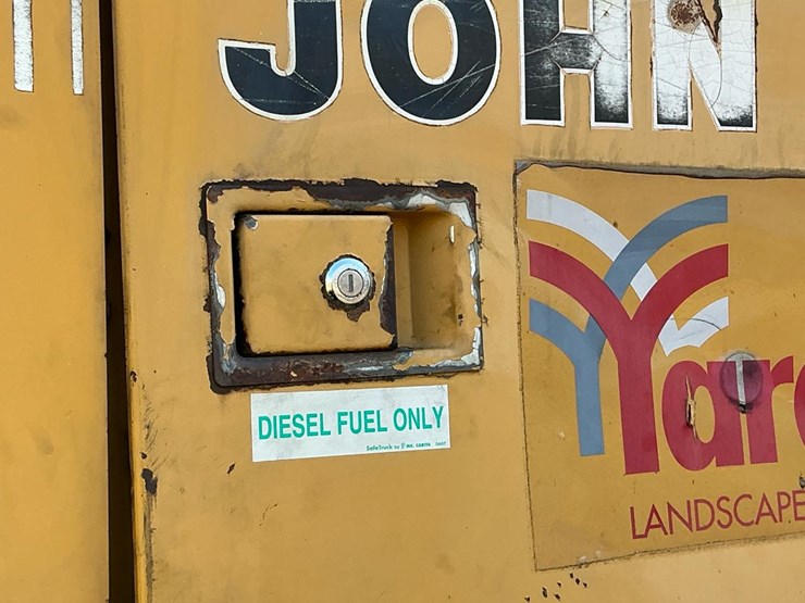 1989-deere-444e-image-15