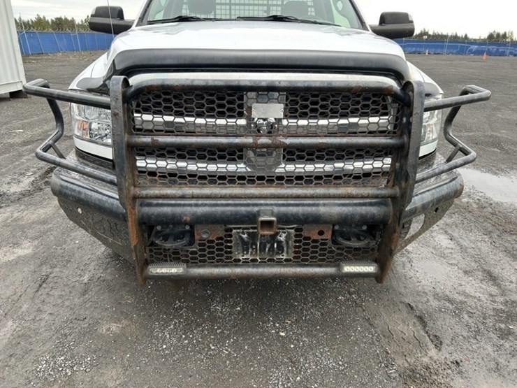 2018-dodge-2500-image-28