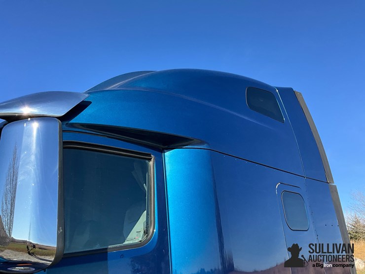 2020-peterbilt-579-image-17
