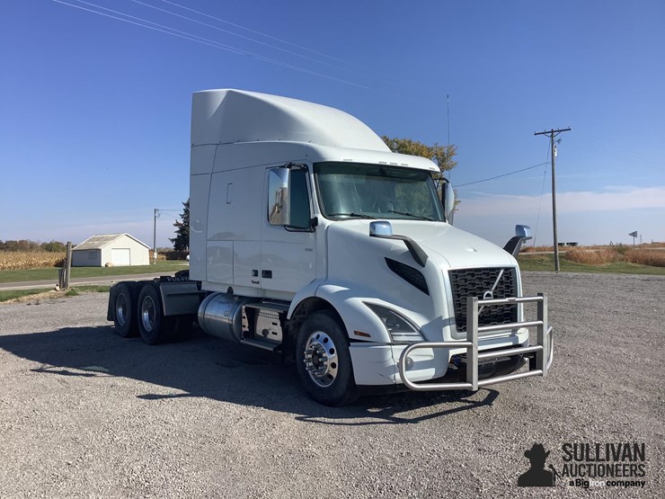 2021-volvo-vnr-t/a-truck-tractor-image-3
