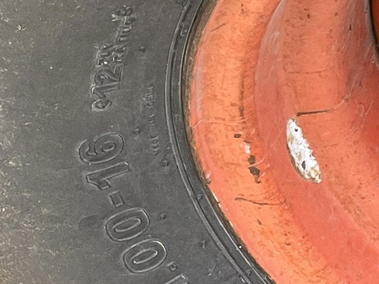 j-i-case-2090-image-10