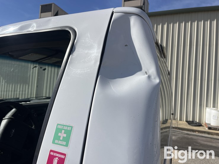 ford-f550-xl-image-11