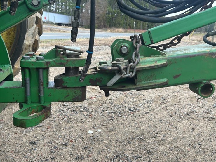 2009-john-deere-2310-image-10