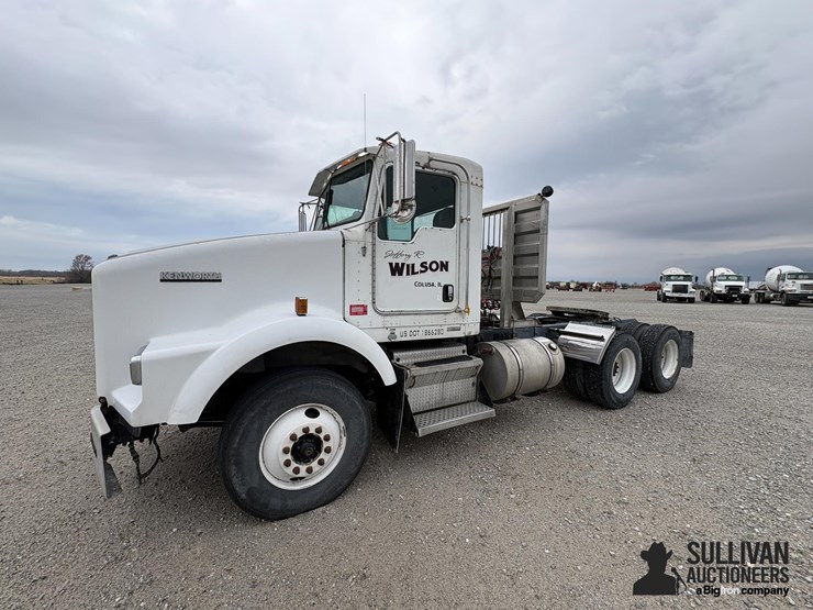 kenworth-t800-image-1