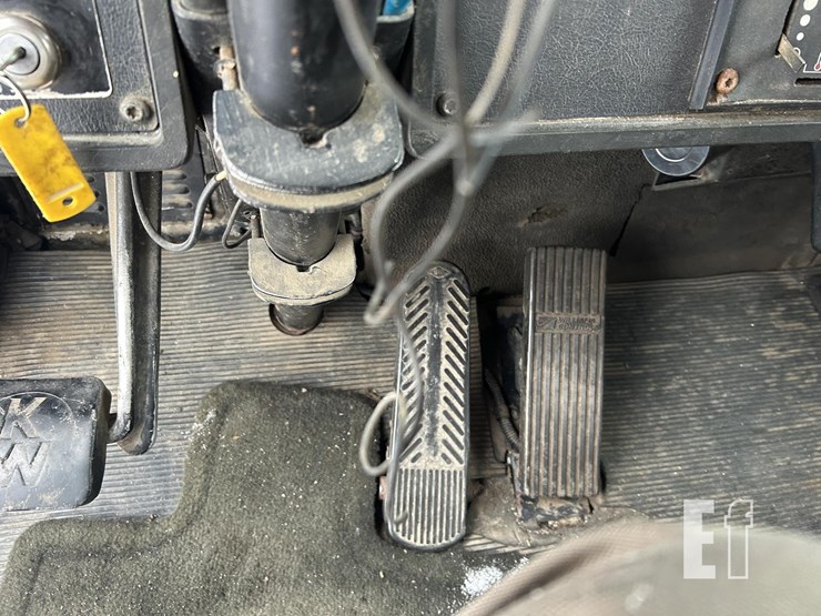 kenworth-t600-image-50