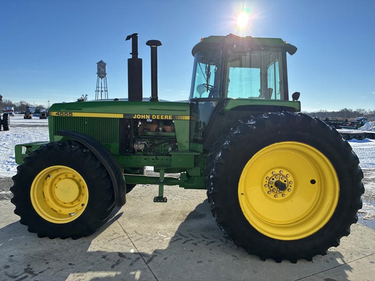 john-deere-4555-image-10