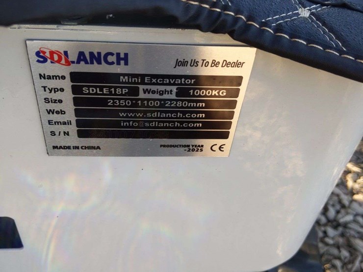 unused-sdlanch-mini-excavator-model-sdle18p-image-5