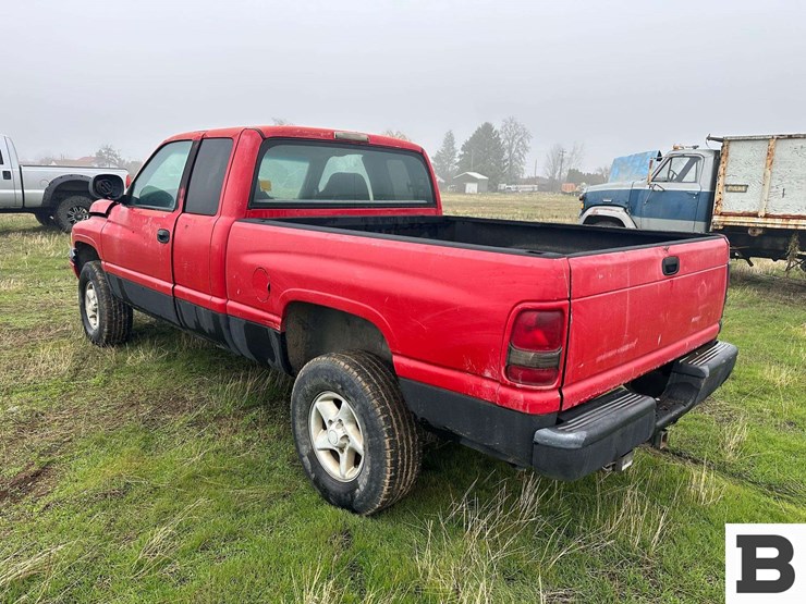 1998-dodge-1500-image-3