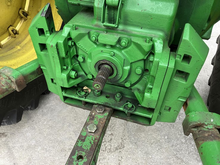 john-deere-4320-image-12