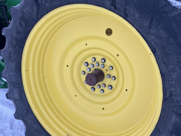 2010-john-deere-8295r-image-49