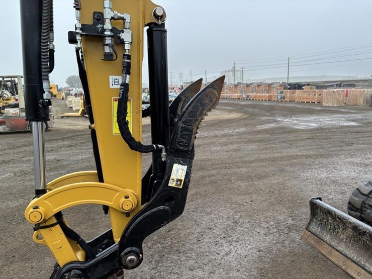 caterpillar-305cr-image-16