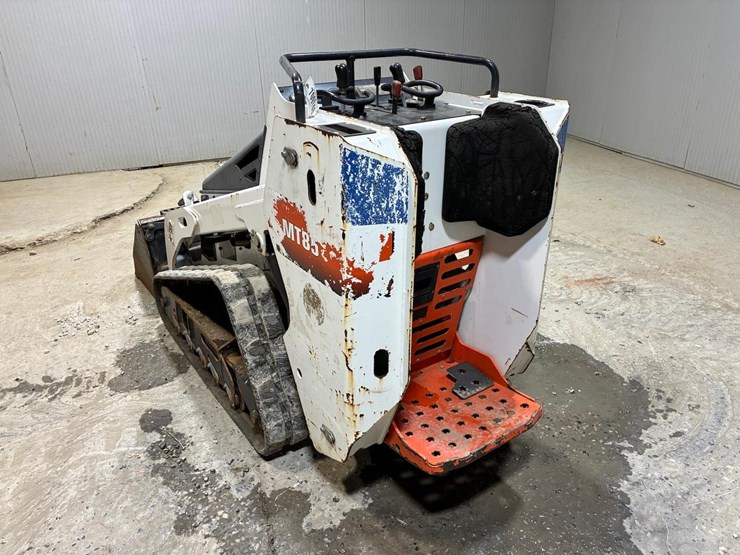 bobcat-mt85-image-3