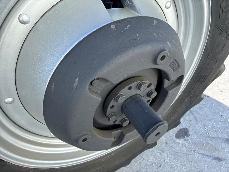 case-ih-mxm155-image-64