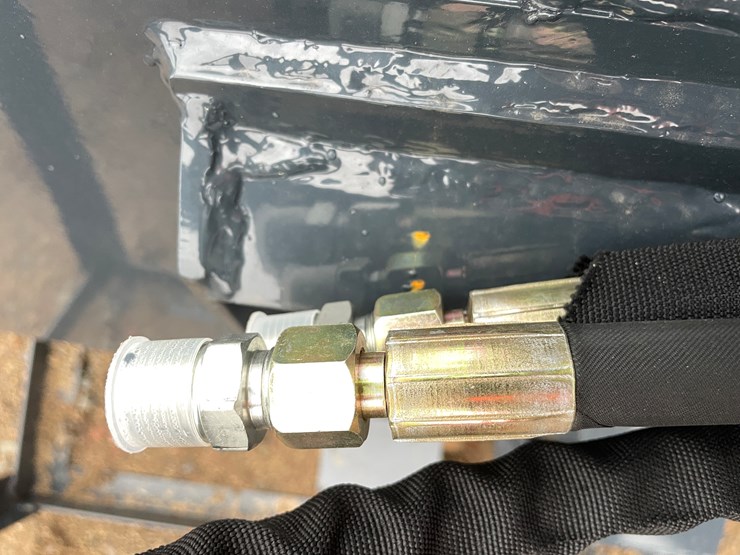 #2030-•-unused-skid-steer-grapple-bucket-image-7