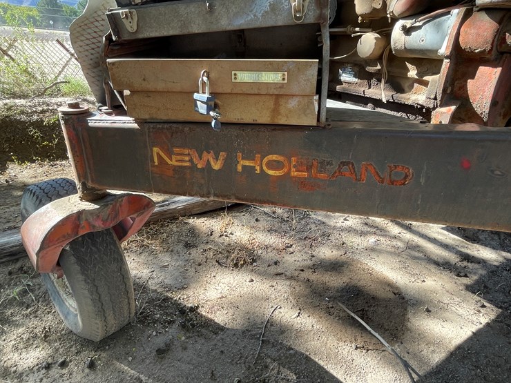 #3653-•-new-holland-swather-image-13