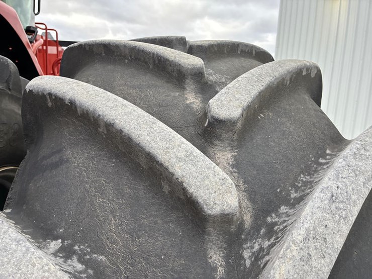 2010-case-ih-steiger-435-image-46