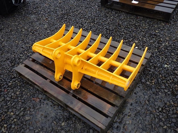 caterpillar-305-image-3