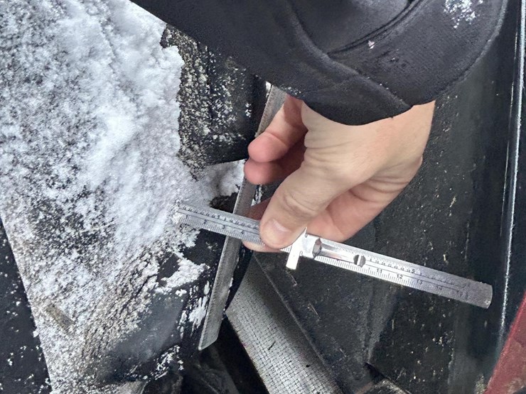 2022-case-ih-magnum-340-image-31