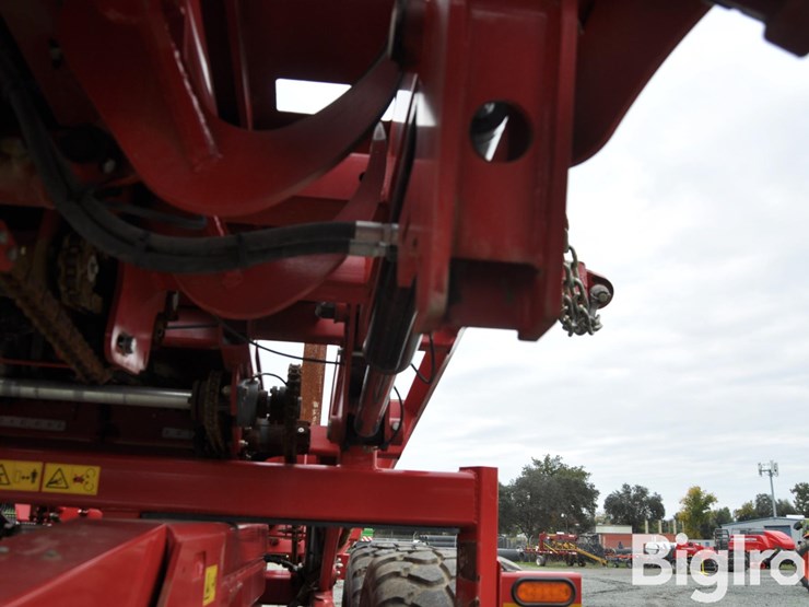 2022-proag-bale-titan-bale-skooper-image-18