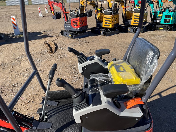 #9275-•-unused-2025-cfg-mini-excavator-image-6