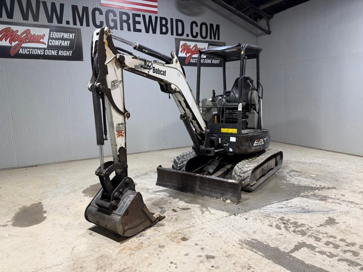 bobcat-e26-image-2