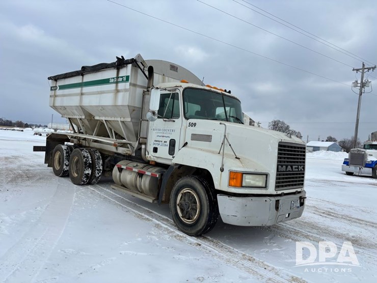 1994-mack-ch613-image-2