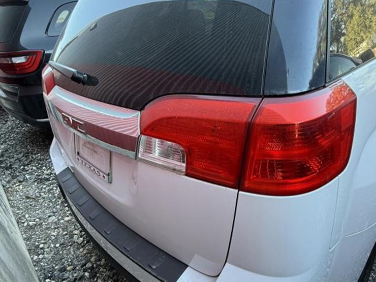 gmc-terrain-sle-image-12