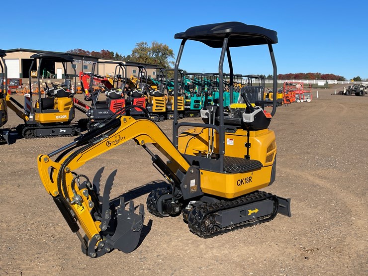 #9272-•-unused-2025-cfg-mini-excavator-image-1