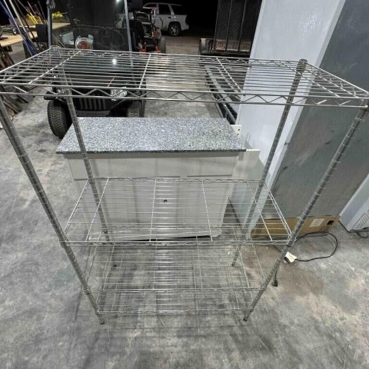 Metal wire shelf