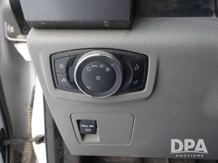 ford-f150-xlt-image-79