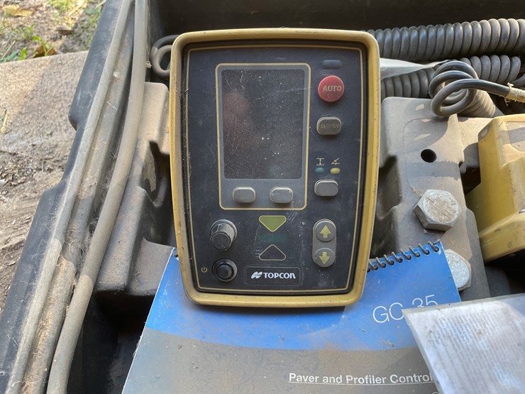 #3731-•-topcon-paver-and-profiler-control-box-image-4