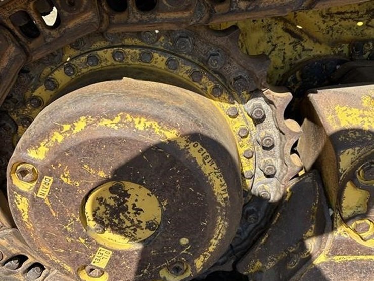 komatsu-d65ex-12-image-39