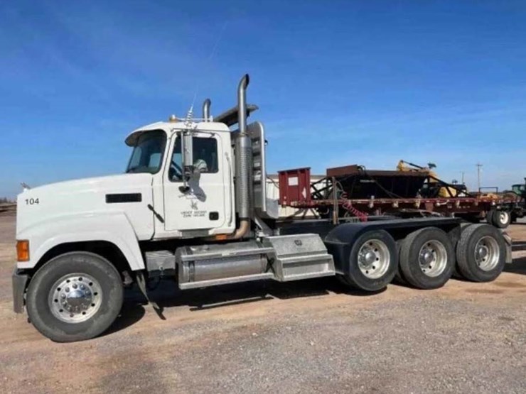 2007-mack-chn613-image-1