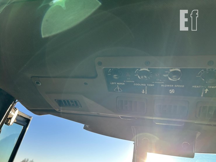 1983-john-deere-4650-image-58